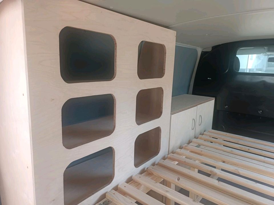Camper Bausatz VW T5/T6 mit Holzbett
